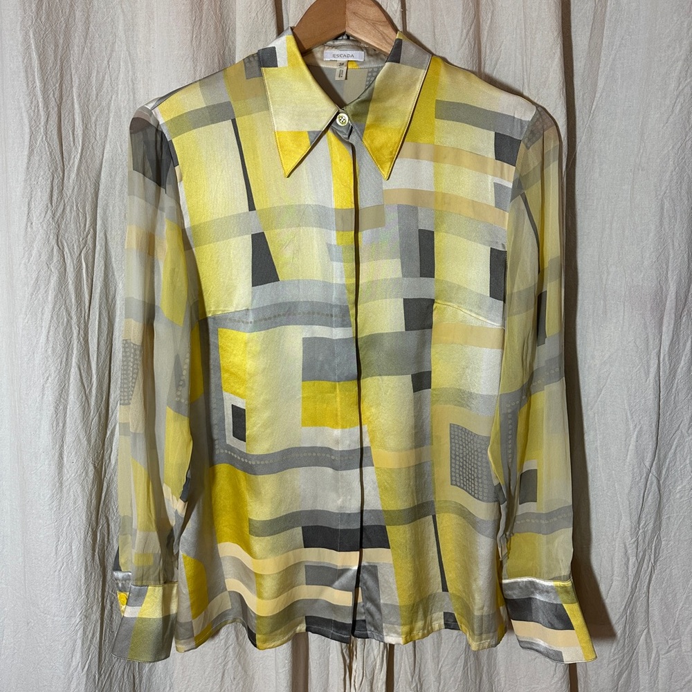 Stunning Escada silk charmeuse and chiffon combo geometric printed shirt